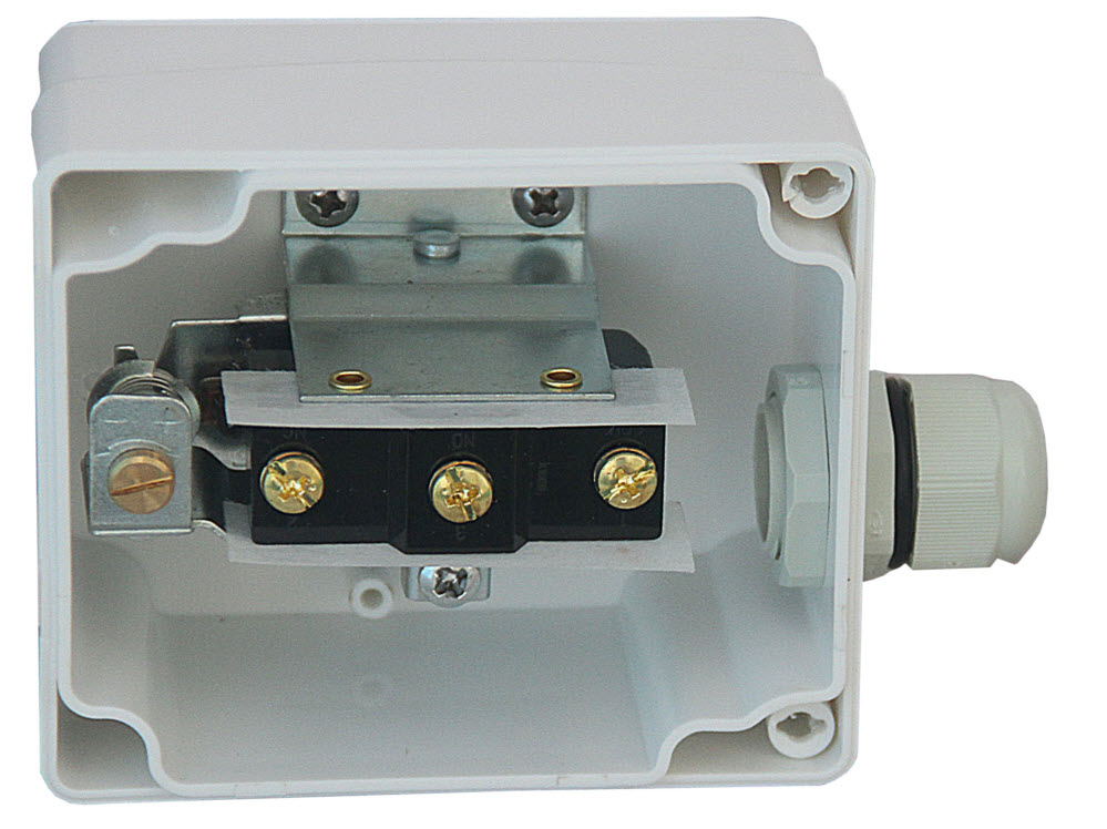 图2 stainless steel paddles and brass fittings for monitoring water and liquid flow.